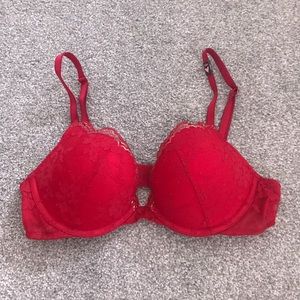 Victoria’s Secret push-up bra